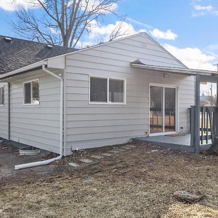 Entire Home Near Msu And Local Hospitals With Fast Wi-Fi & Dedicated Office Lansing Exterior photo